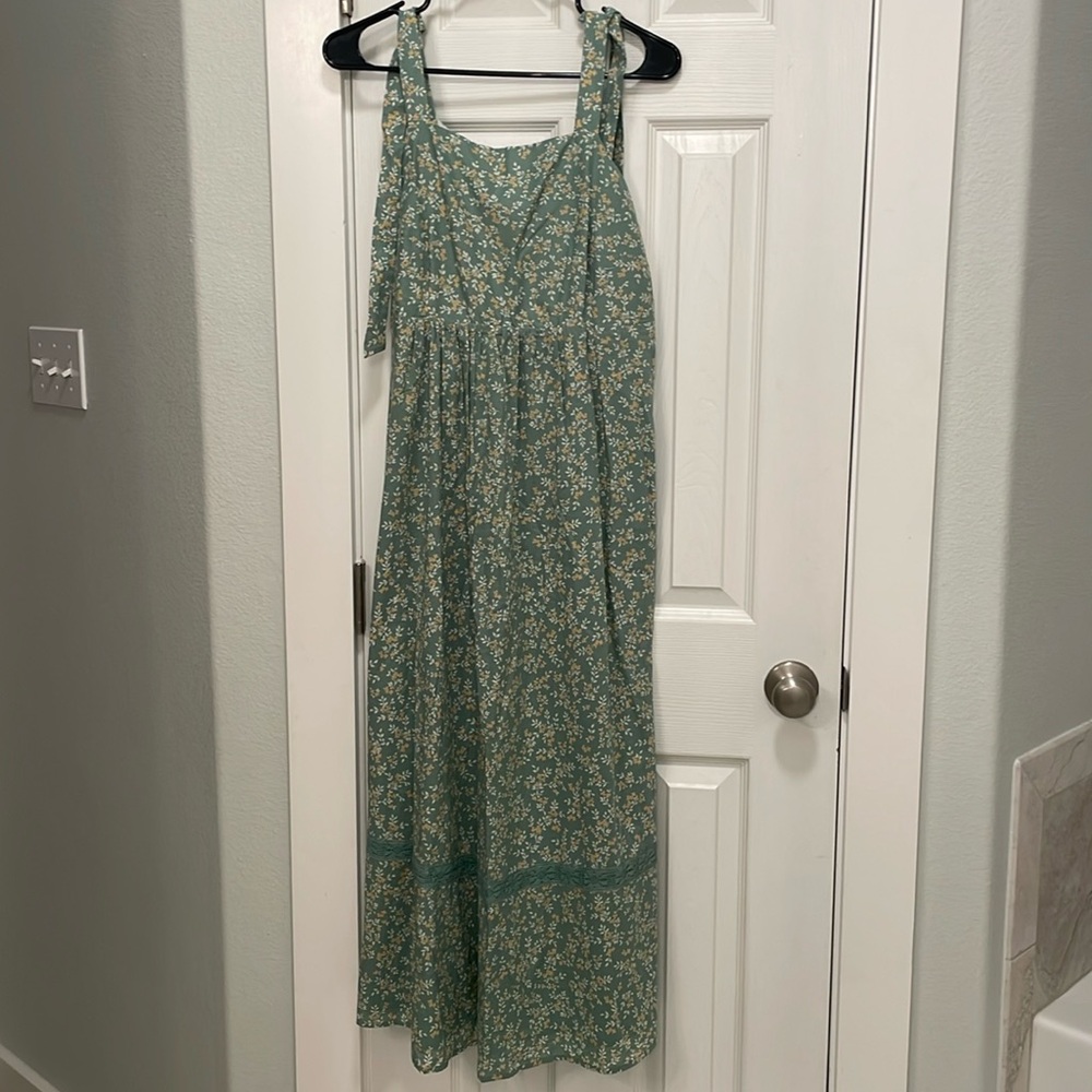 Maternity dress floral